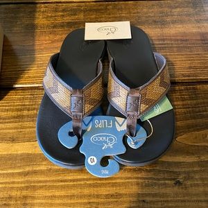 NWB CHACO FLIP FLOPS MARSHALL BIND JAVA